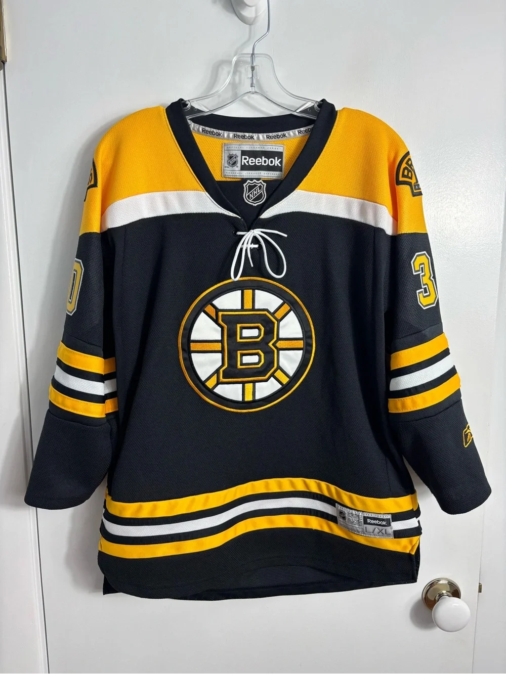 Reebok Boston Bruins Tim Thomas #30 NHL Hockey Jersey Youth L/XL Black Yellow